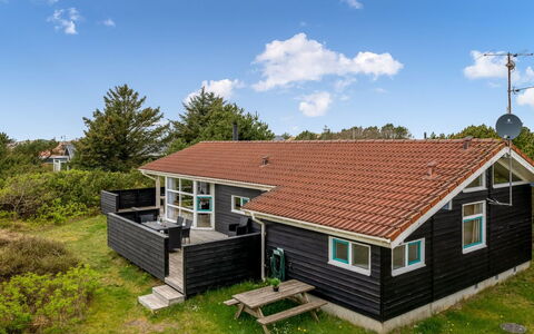 Andrie - 800M from the Sea: Cottage, Garden, Siding, Garden Buildings, Shade, Yard, Backyard, Lawn, Farmhouse, Landscaping
