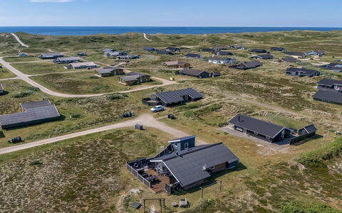 Henning - from the Sea: Cottage, Home, House, Roof, Porch, Estate, Siding, Garden Buildings, Farmhouse, Yard