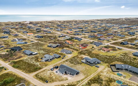 Tola - 450M from the Sea: House, Roof, Home, Cottage, Shed, Garden Buildings, Siding, Yard, Log Cabin, Hut