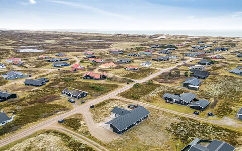 Tola - 450M from the Sea: House, Roof, Home, Cottage, Shed, Garden Buildings, Siding, Yard, Log Cabin, Hut