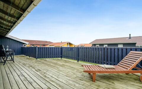 Odmar - 300M from the Sea: Wood, House, Cottage, Home, Roof, Rural Area, Siding, Log Cabin, Garden Buildings, Hardwood