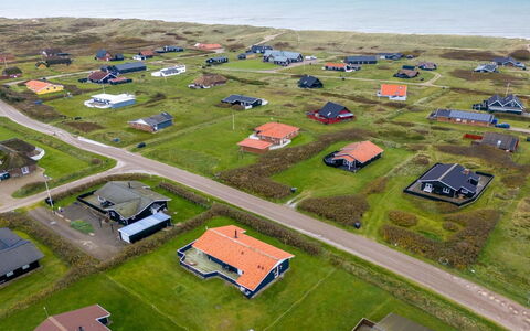 Odmar - 300M from the Sea: Wood, House, Cottage, Home, Roof, Rural Area, Siding, Log Cabin, Garden Buildings, Hardwood