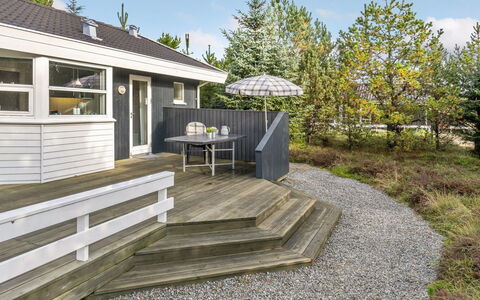 Alethe - 1Km from the Sea: Cottage, Shed, Hut, Farmhouse, Prairie, Shack, Barn, Log Cabin, Garden Buildings