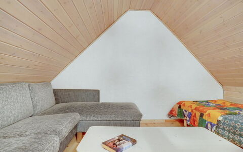 Nermin - 300M from the Sea: Cottage, Shed, Hut, Farmhouse, Prairie, Shack, Barn, Log Cabin, Garden Buildings