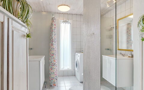 Ingebritt - 1.5Km from the Sea: Interior Design, Wall, Flooring, Floor, Plumbing Fixture, Ceiling, Light Fixture, Bathroom, Lighting, Bathroom Cabinet