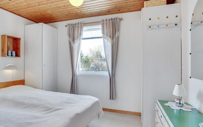 Ingebritt - 1.5Km from the Sea