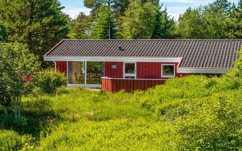 Anneke - 2Km from the Sea: Architecture, Roof, Home, Composite Material, Daylighting, Siding, Driveway
