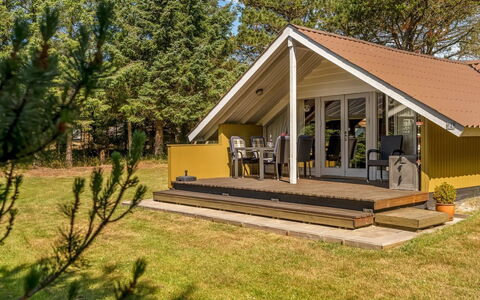 Maritha - 950M from the Sea: Cottage, Home, Siding, Estate, Shade, Garden Buildings, Hardwood, Log Cabin, Resort, Shed