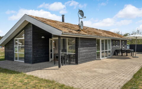 Frerich - 1.5Km from the Sea: House, Home, Door, Roof, Cottage, Estate, Garden, Shade, Siding, Yard