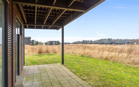 Gerniot - 500M from the Sea: Architecture, Roof, Home, Composite Material, Daylighting, Siding, Driveway