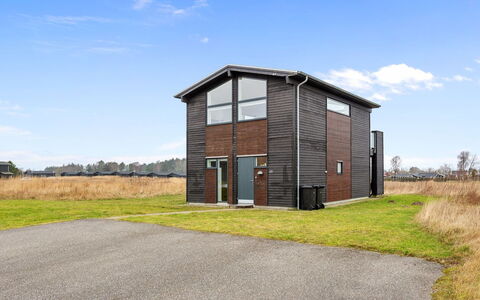 Gerniot - 500M from the Sea: Architecture, Roof, Home, Composite Material, Daylighting, Siding, Driveway
