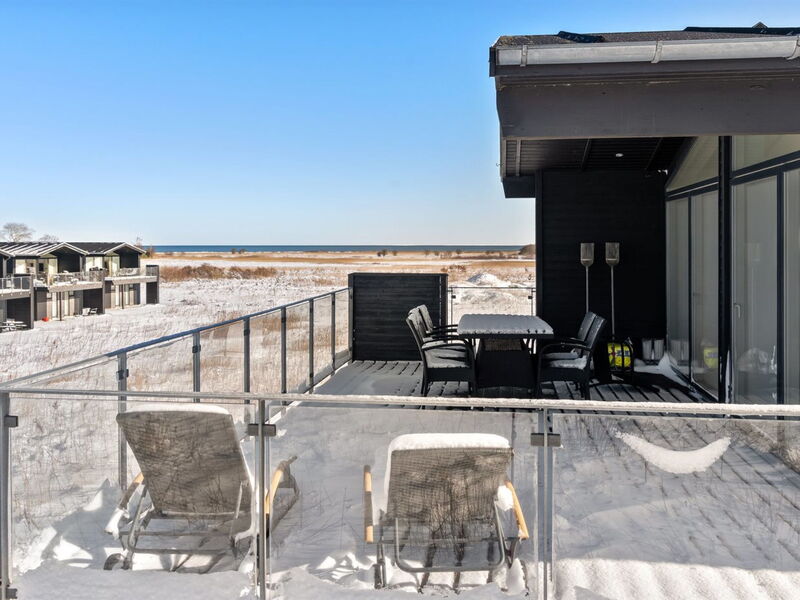 Gerniot - 500M from the Sea