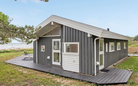 Pascal - 25M from the Sea: House, Home, Roof, Cottage, Shrub, Siding, Door, Garden, Farmhouse