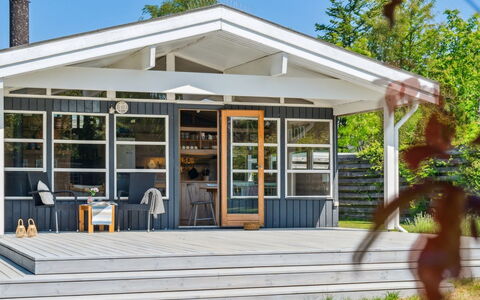 Sjard - 700M from the Sea: Wood, House, Cottage, Home, Roof, Rural Area, Siding, Log Cabin, Garden Buildings, Hardwood
