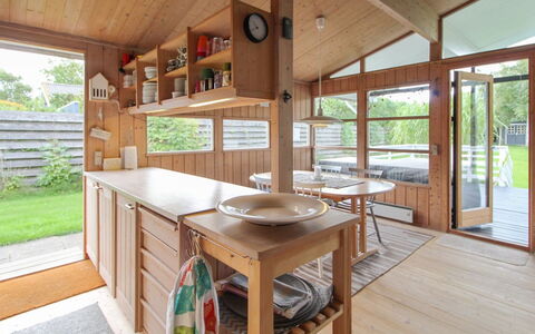 Sjard - 700M from the Sea: Wood, House, Cottage, Home, Roof, Rural Area, Siding, Log Cabin, Garden Buildings, Hardwood