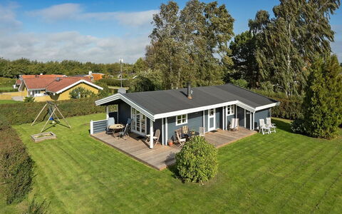 Rosabella - 600M from the Sea: Roof, Land Lot, Cottage, Home, Rural Area, Shed, Siding, Garden Buildings, Log Cabin, Hut