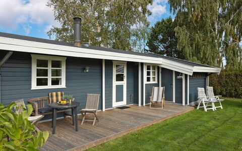 Rosabella - 600M from the Sea: Roof, Land Lot, Cottage, Home, Rural Area, Shed, Siding, Garden Buildings, Log Cabin, Hut