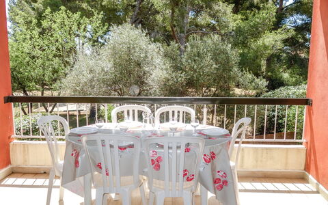 Hameau de Provence: Tablecloth, Property, Table, Textile, Room, Linens, Tree, Window, House, Home