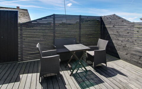 Aatos - 500M from the Sea: Wood, Deck, Outdoor Furniture, Wood Flooring, Hardwood, Plank, Composite Material, Shade, Balcony