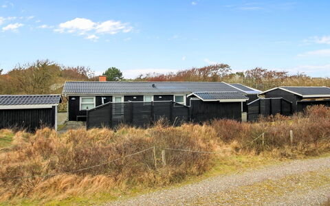 Aatos - 500M from the Sea: Plant Community, Sunlight, Herbaceous Plant, Garden, Plantation, Agriculture, Farm