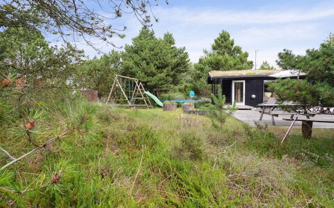 Elin - 3Km from the Sea: Roof, Land Lot, Cottage, Home, Rural Area, Shed, Siding, Garden Buildings, Log Cabin, Hut