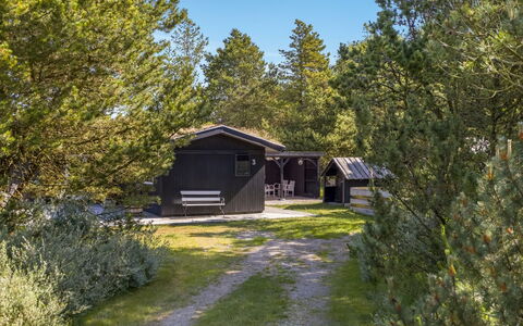Elin - 3Km from the Sea: Roof, Land Lot, Cottage, Home, Rural Area, Shed, Siding, Garden Buildings, Log Cabin, Hut