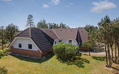 Tuula - 1Km from the Sea: Roof, House, Home, Cottage, Siding, Estate, Driveway, Garden Buildings, Yard, Shed