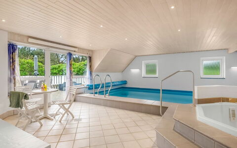 Tuula - 1Km from the Sea: Roof, House, Home, Cottage, Siding, Estate, Driveway, Garden Buildings, Yard, Shed