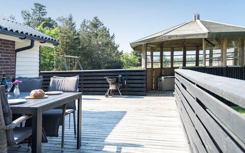 Elinbjörn - 1Km from the Sea: House, Home, Roof, Residential Area, Cottage, Estate, Farmhouse, Lawn, Landscaping, Siding