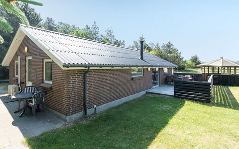 Elinbjörn - 1Km from the Sea: Wood, Cottage, Hardwood, Plank, Wood Stain, Garden Buildings, Design, Yard, Log Cabin, Backyard