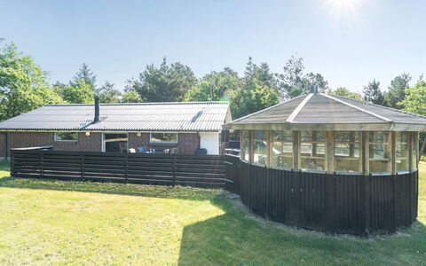 Elinbjörn - 1Km from the Sea: Wood, Cottage, Hardwood, Plank, Wood Stain, Garden Buildings, Design, Yard, Log Cabin, Backyard