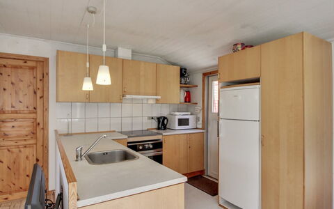 Ahti - 900M from the Sea: Cottage, Shed, Hut, Farmhouse, Prairie, Shack, Barn, Log Cabin, Garden Buildings