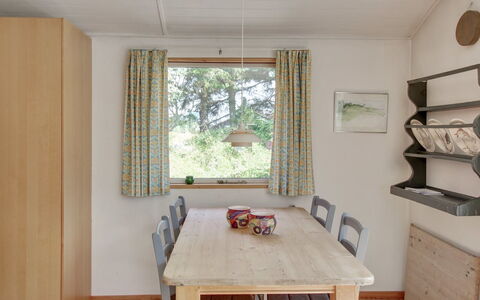 Ahti - 900M from the Sea: Cottage, Shed, Hut, Farmhouse, Prairie, Shack, Barn, Log Cabin, Garden Buildings