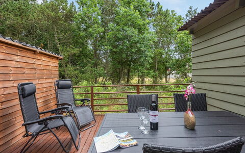 Botilde - 1Km from the Sea: Roof, Land Lot, Cottage, Home, Rural Area, Shed, Siding, Garden Buildings, Log Cabin, Hut