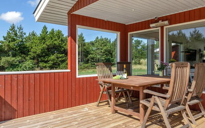 Thorvor - 1.5Km from the Sea