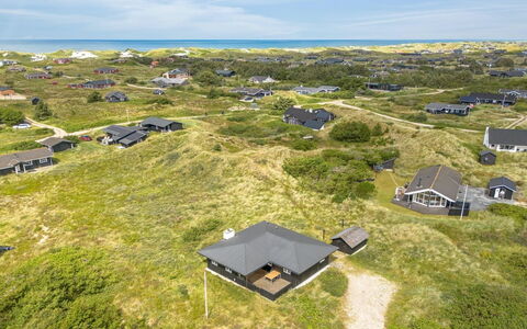Iken - 500M from the Sea: Sky, Blue, Daytime, Natural Environment, Cloud, Horizon, Beach, Sand, Ecoregion, Cumulus