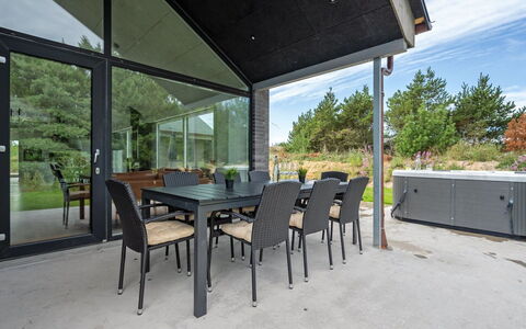 Pejo - 950M from the Sea: Cottage, Shed, Hut, Farmhouse, Prairie, Shack, Barn, Log Cabin, Garden Buildings