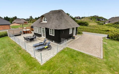 Ulva - 400M from the Sea: Architecture, Roof, Home, Composite Material, Daylighting, Siding, Driveway
