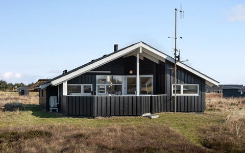 Durita - 600M to the Fjord: Roof, Land Lot, Cottage, Home, Rural Area, Shed, Siding, Garden Buildings, Log Cabin, Hut