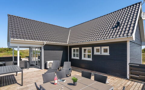 Eliena - 500M from the Sea: Roof, Land Lot, Cottage, Home, Rural Area, Shed, Siding, Garden Buildings, Log Cabin, Hut