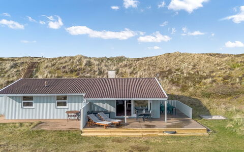 Sutere - 200M to the Fjord: House, Roof, Home, Cottage, Shed, Garden Buildings, Siding, Yard, Log Cabin, Hut