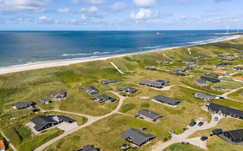 Friedel - 150M from the Sea: Roof, Land Lot, Cottage, Home, Rural Area, Shed, Siding, Garden Buildings, Log Cabin, Hut