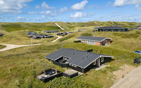 Friedel - 150M from the Sea: Roof, Land Lot, Cottage, Home, Rural Area, Shed, Siding, Garden Buildings, Log Cabin, Hut