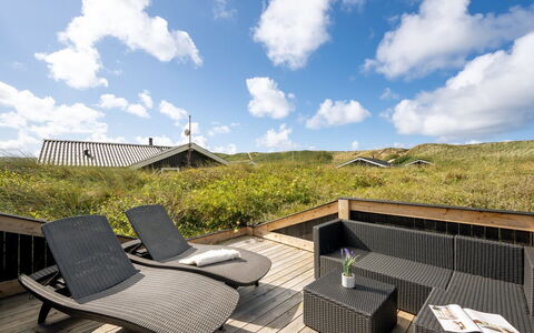 Friedel - 150M from the Sea: Roof, Land Lot, Cottage, Home, Rural Area, Shed, Siding, Garden Buildings, Log Cabin, Hut