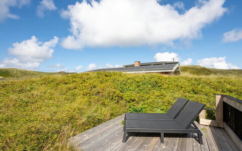 Friedel - 150M from the Sea: Roof, Land Lot, Cottage, Home, Rural Area, Shed, Siding, Garden Buildings, Log Cabin, Hut