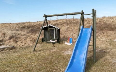 Pauli - 75M from the Sea: House, Roof, Home, Cottage, Shed, Garden Buildings, Siding, Yard, Log Cabin, Hut