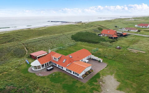 Pauli - 75M from the Sea: House, Roof, Home, Cottage, Shed, Garden Buildings, Siding, Yard, Log Cabin, Hut