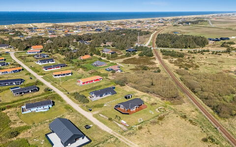 Floriana - 650M from the Sea: Roof, Land Lot, Cottage, Home, Rural Area, Shed, Siding, Garden Buildings, Log Cabin, Hut