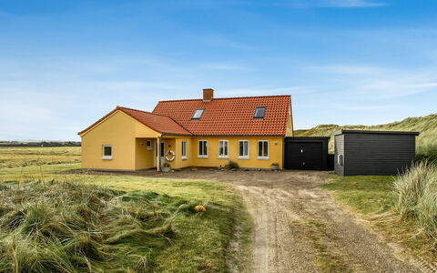 Ali - 75M from the Sea: Roof, Land Lot, Cottage, Home, Rural Area, Shed, Siding, Garden Buildings, Log Cabin, Hut