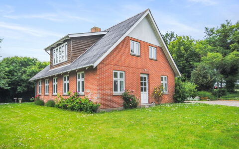 Ludovic - 7Km from the Sea: Roof, Land Lot, Cottage, Home, Rural Area, Shed, Siding, Garden Buildings, Log Cabin, Hut
